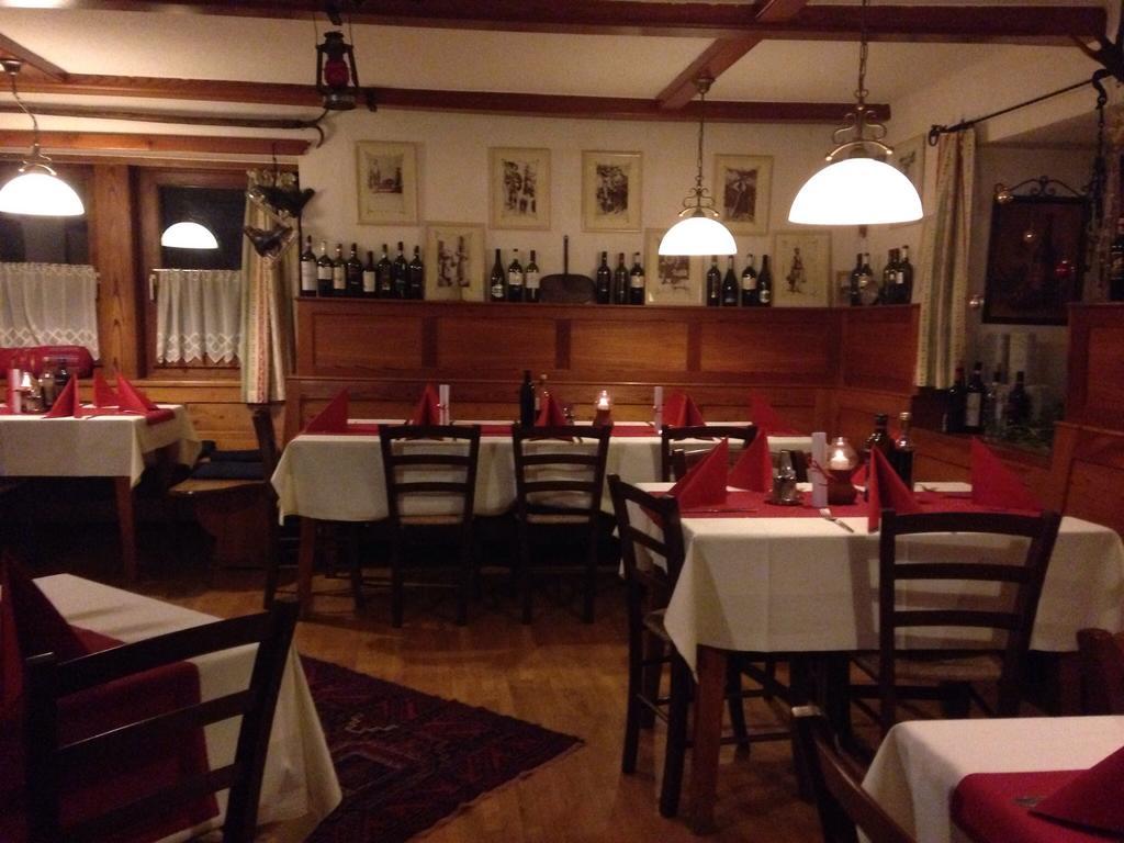 Jera Am Furtnerteich Hotel-Ristorante&Relax Mariahof Bagian luar foto